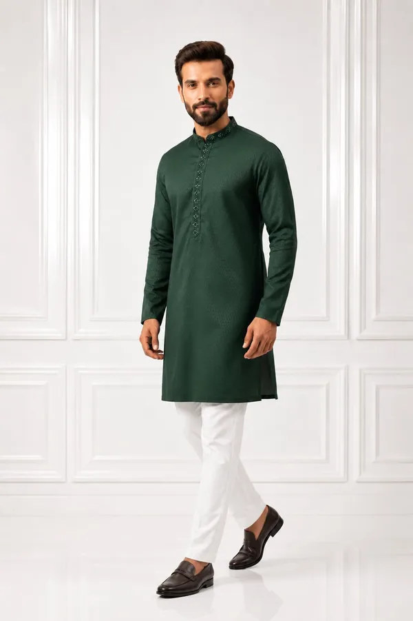 Men_Green_Embroidered_Kurta_Pajama