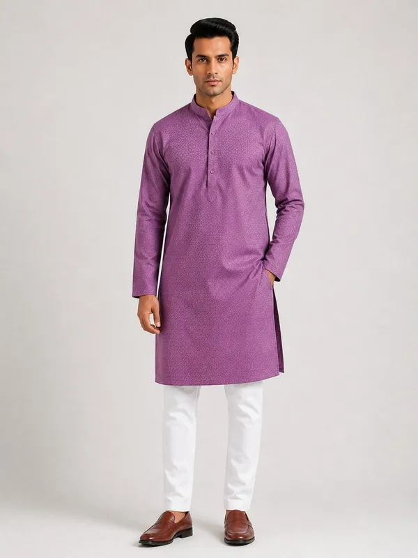 Men_Purple_Textured_Kurta_Pajama