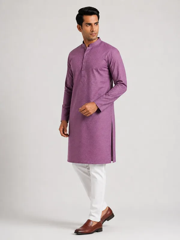 Men_Purple_Textured_Kurta_Pajama