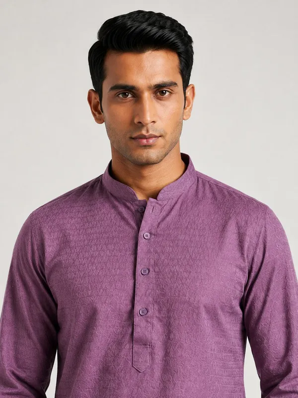Men_Purple_Textured_Kurta_Pajama