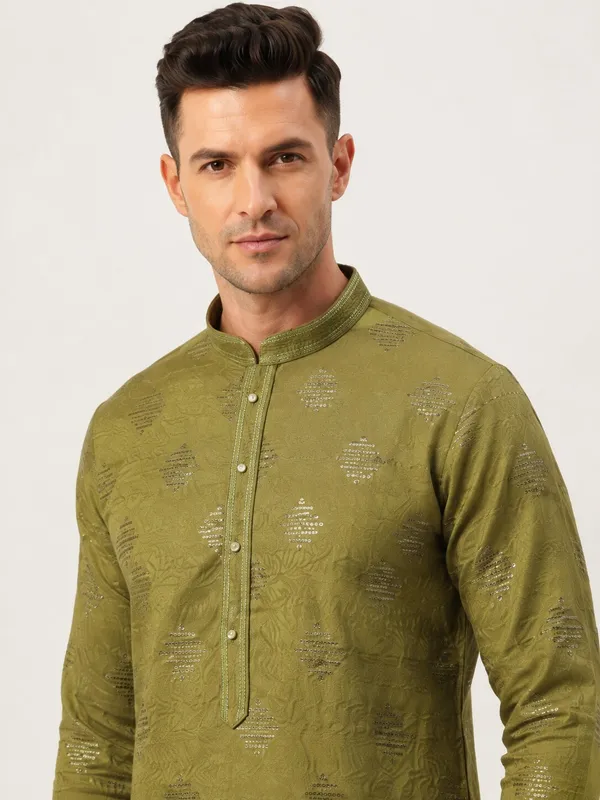 Mehandi_Printed_Kurta_Pyjama_Set_for_Men