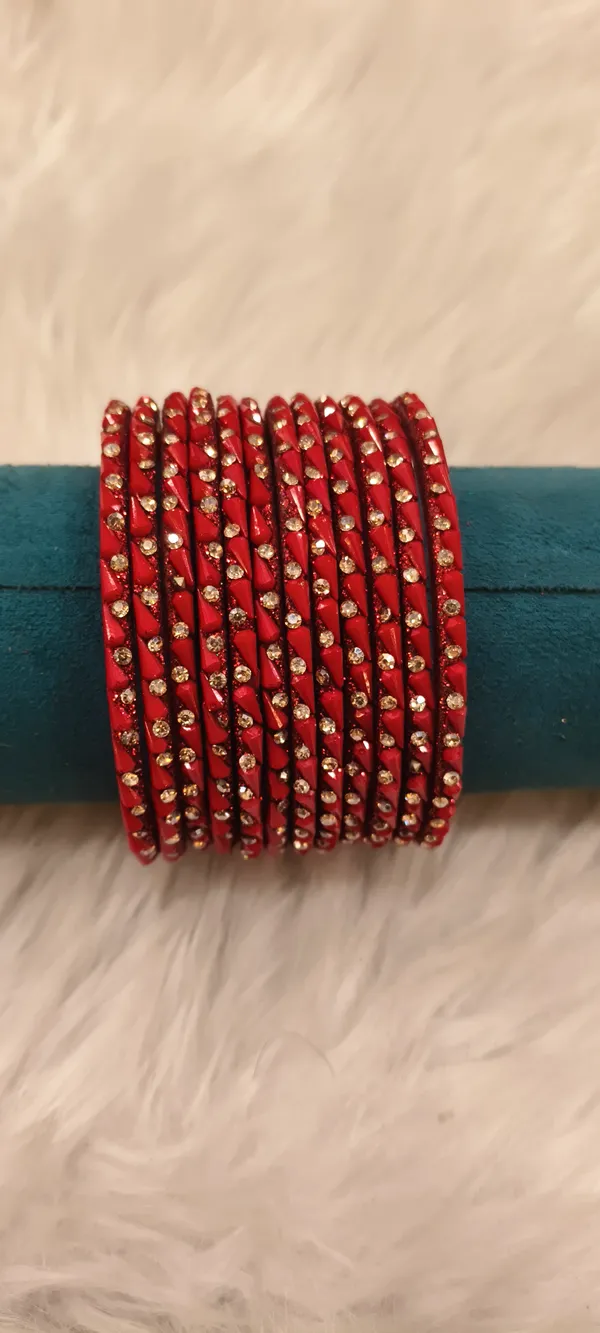 Red_Glass_Stone_Studded_Bangle_Set_For_Women