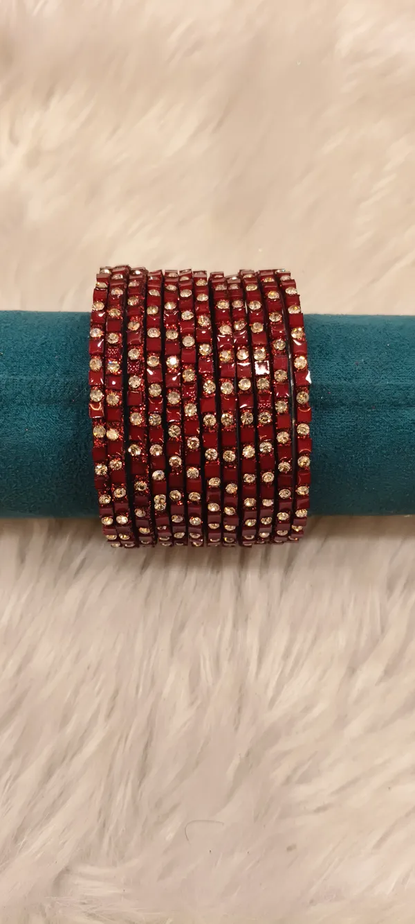 Maroon_Glass_Stone_Studded_Bangle_Set_For_Women