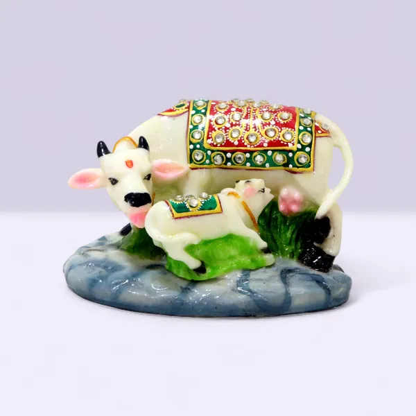 Embellished_Cow_And_Calf_Decorative_Figurine