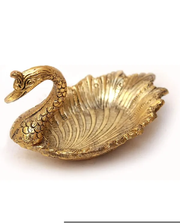 Metal_golden_colour_duck_shap_dry_fruits_try_bowl_