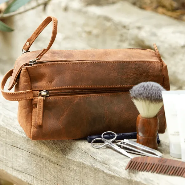 Mens_Toiletry_Bag,_Kit,_Custom_Wedding_Gift,_Leather_Travel_Case,_Leather_Toiletry_Bag,_Monogram_Dopp_Kit,_Gifts_For_Husband
