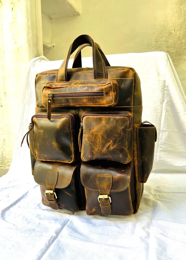 Full_Grain_Leather_Backpack,_Vintage_Rucksack_Laptop_Travel_Bag