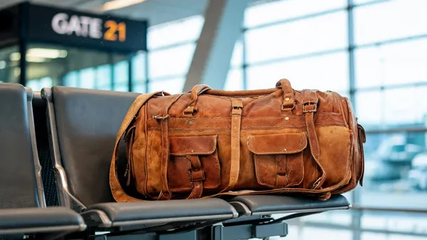 Craftshades_–_Multiple_Pockets_24_Inch_Handcrafted_Leather_Duffle_Bag_|_100%_Genuine_Leather