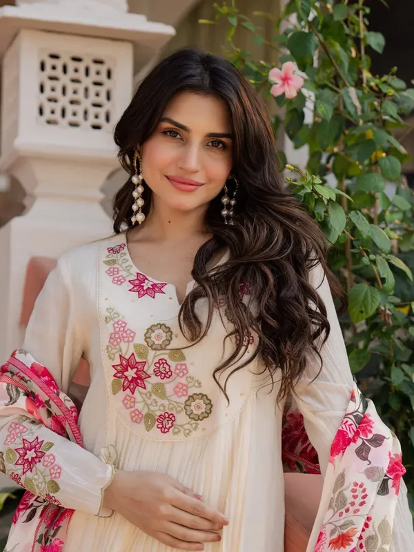 Floral_Affair_Kurta_Set