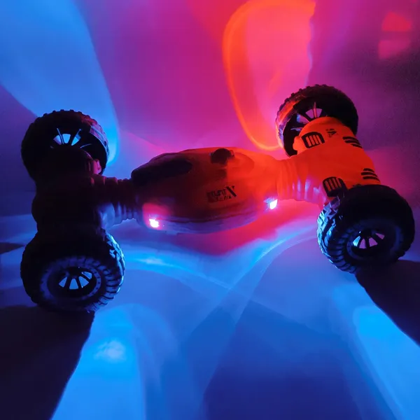 Red_Twisting_Stunt_Remote_Control_Car_For_Kids
