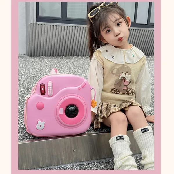 Pink_Camera_Shaped_Mini_Bag_For_Girls