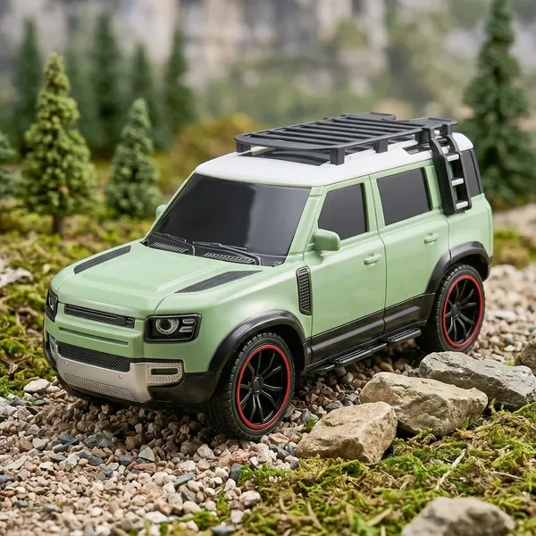 Green_Land_Rover_Defender_Remote_Control_Toy_Car_For_Kids