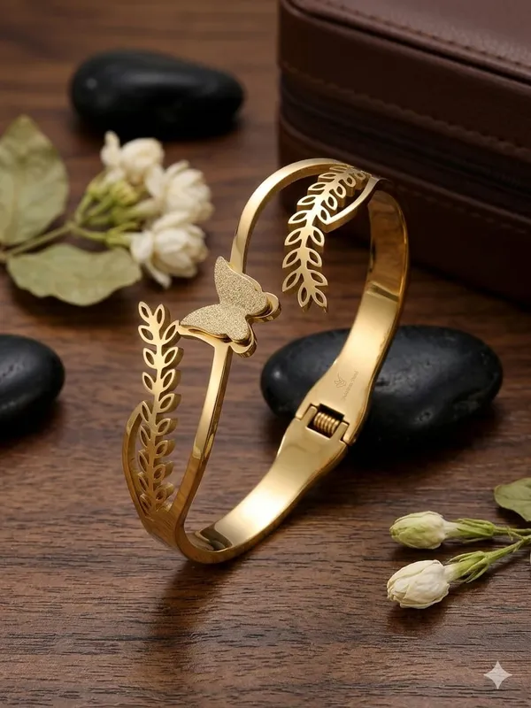 GOLDEN_BUTTERFLY_BRACELET