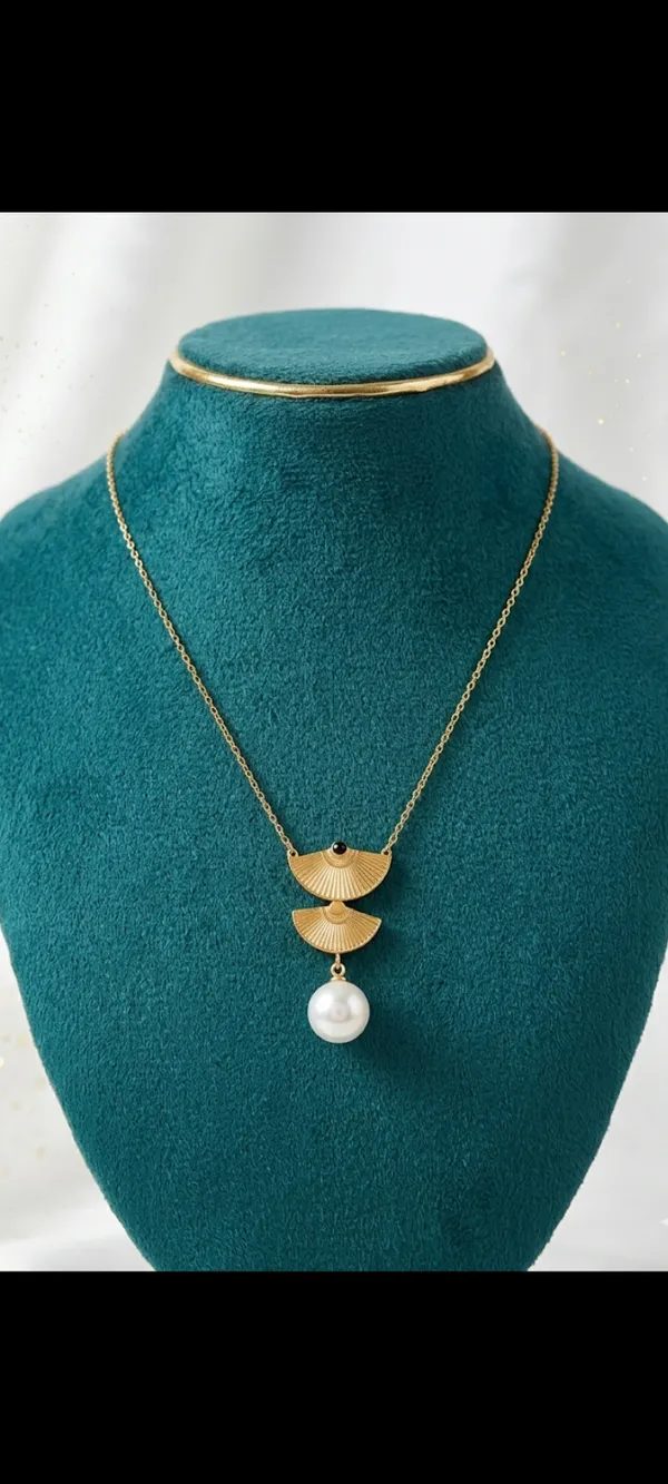 ART_DECO_INSPIRED_NECKLACE_IN_STAINLESS_STEEL