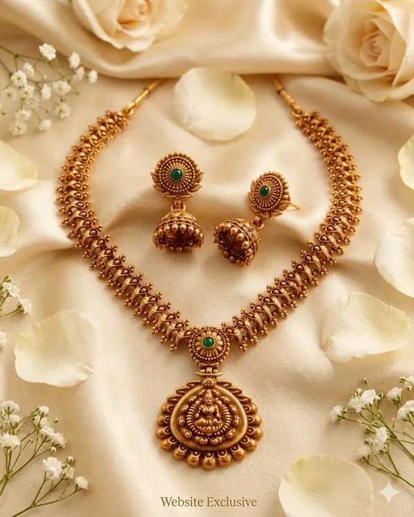 ANTIQUE_GOLD_NECKLACE_AND_EARRING_SET