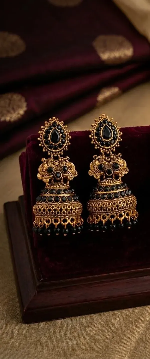 BLACK_JHUMKA_EARRINGS