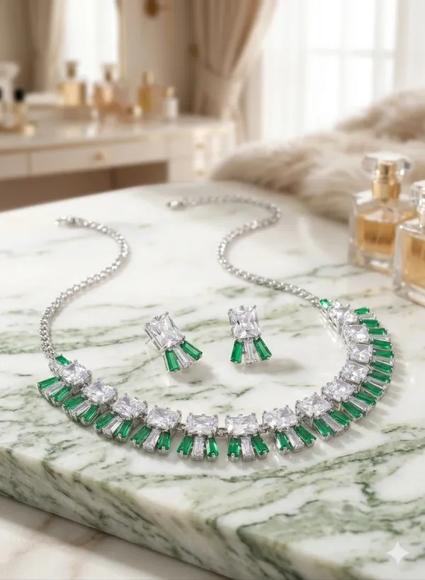 EMERALD_AND_DIAMOND_NECKLACE_AND_EARRING