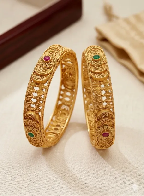 GOLD_BANGLES_WITH_GEMSTONES