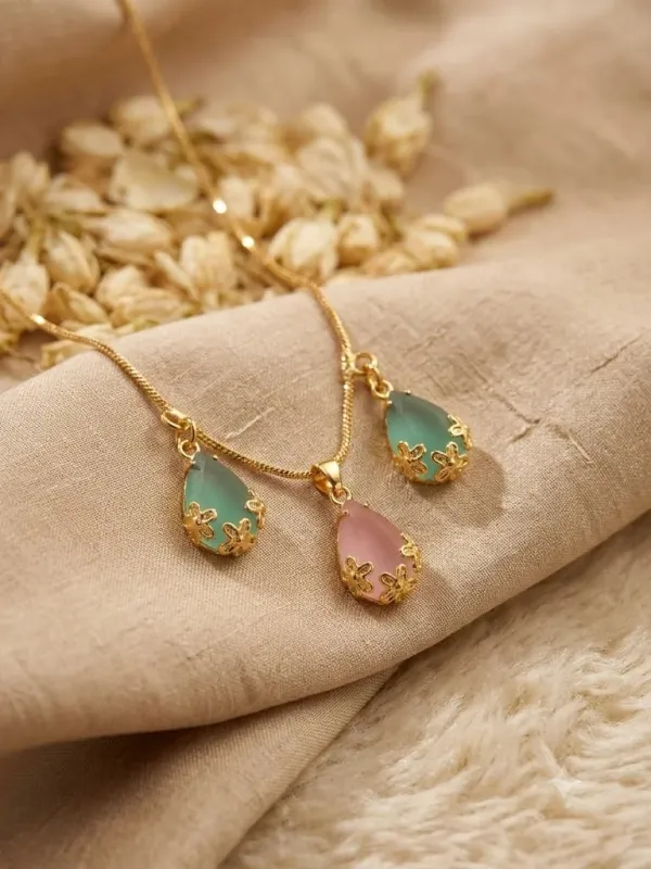 PASTEL_TEARDROP_NECKLACE