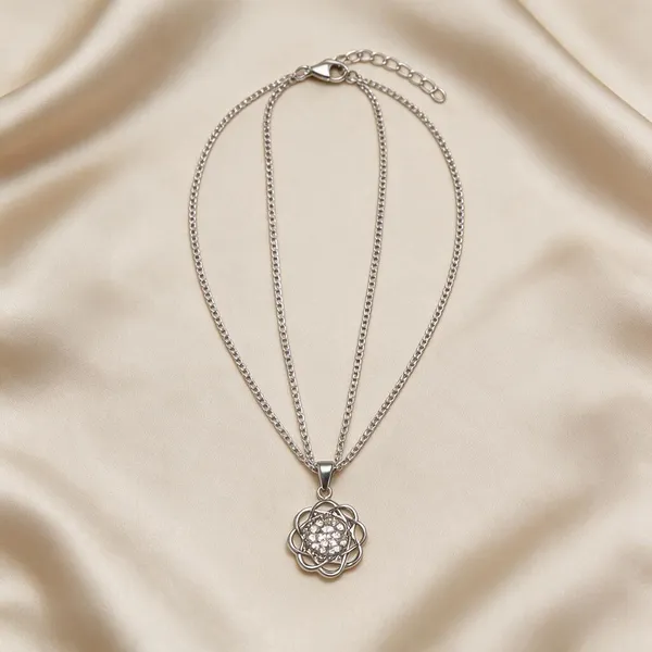Silver_Tone_Alloy_Round_Pendant_Necklace_For_Women
