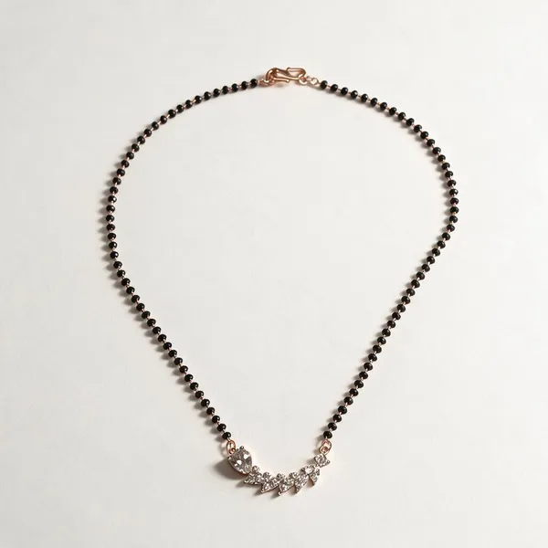 Black_Beaded_Alloy_Silver_Tone_Floral_Pendant_Necklace_For_Women