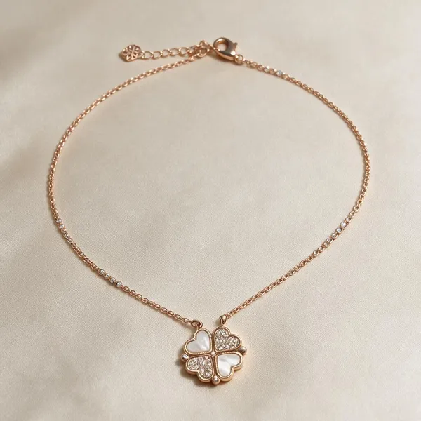 Rose_Gold_Alloy_Heart_Floral_Pendant_Necklace_For_Women
