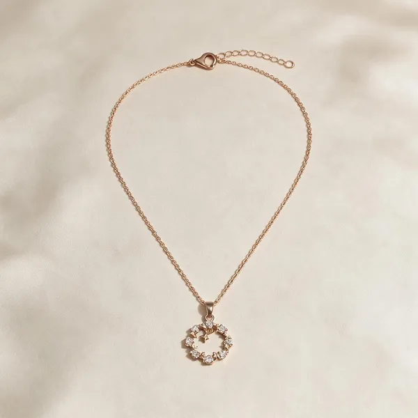 Silver_Tone_Alloy_Circular_Stone_Pendant_Necklace_For_Women