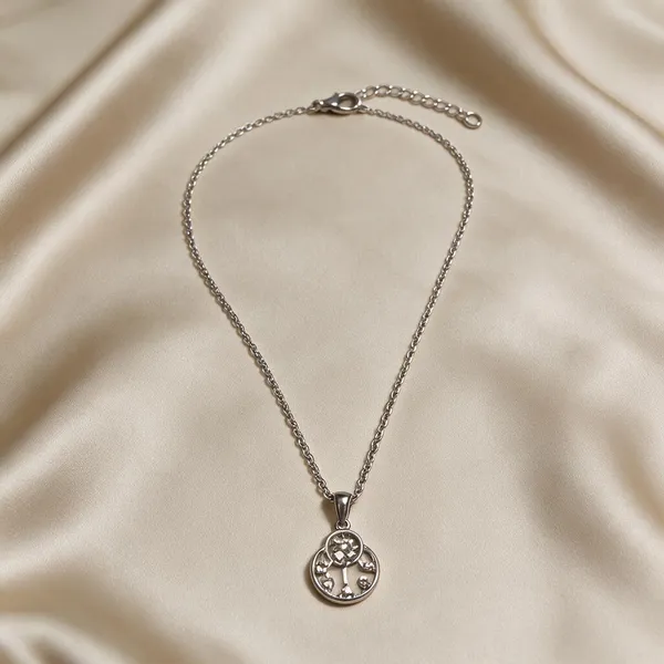 Silver_Alloy_Circular_Decorative_Pendant_Necklace_For_Women