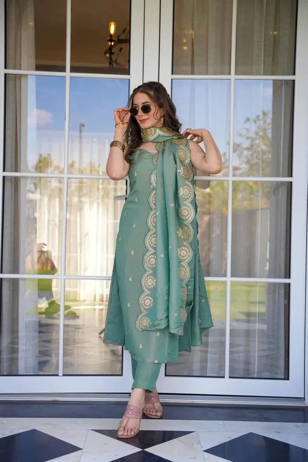 Green_Chanderi_Silk_Straight_Salwar_Suit_Set_For_Women