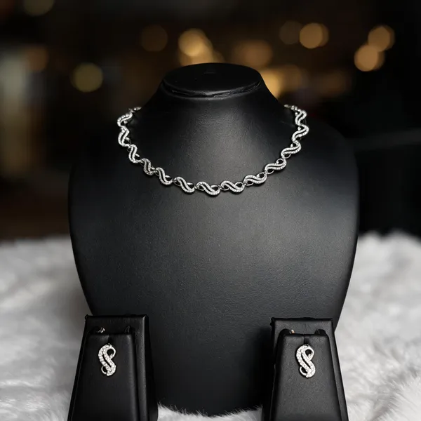 Silver_Brass_Wavy_Link_Necklace_Set_For_Women