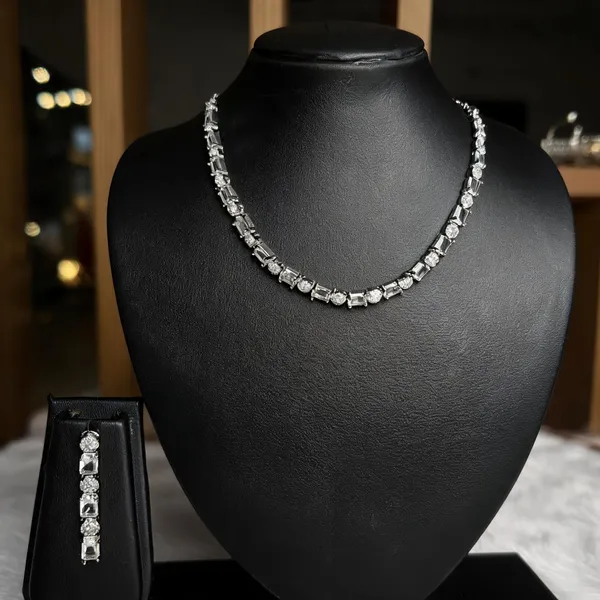 Silver_Brass_Link_Necklace_And_Bracelet_Set_For_Women