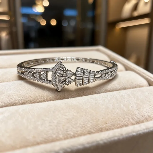 Silver_Brass_Rhinestone_Cuff_Bracelet_For_Women