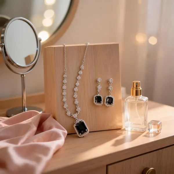 Silver_Brass_Black_Stone_Necklace_Set_For_Women