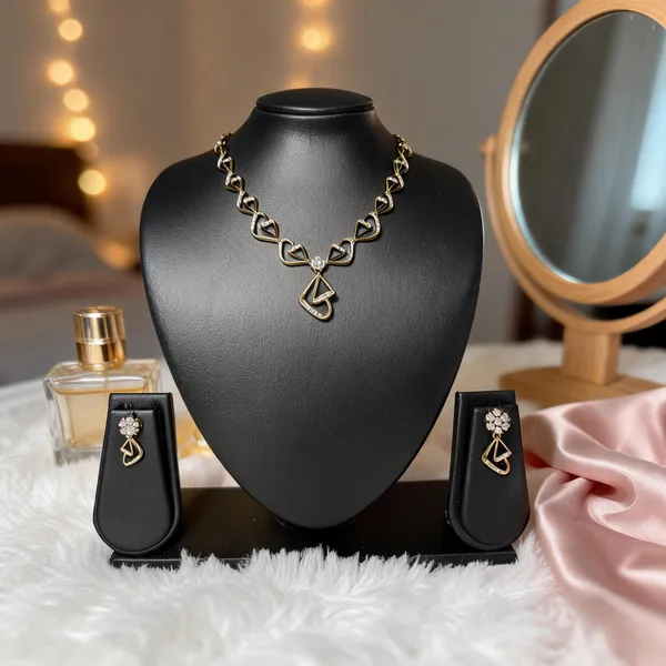 Silver_Brass_Black_Statement_Necklace_Set_For_Women