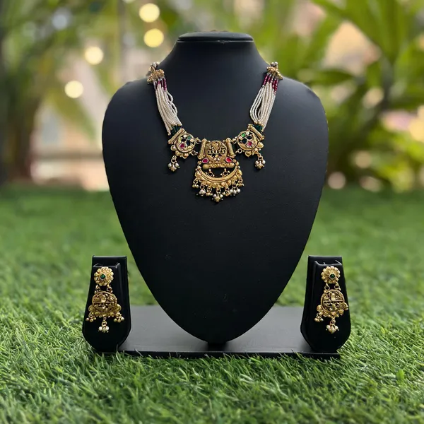 Golden_Brass_Traditional_Necklace_Set_For_Women