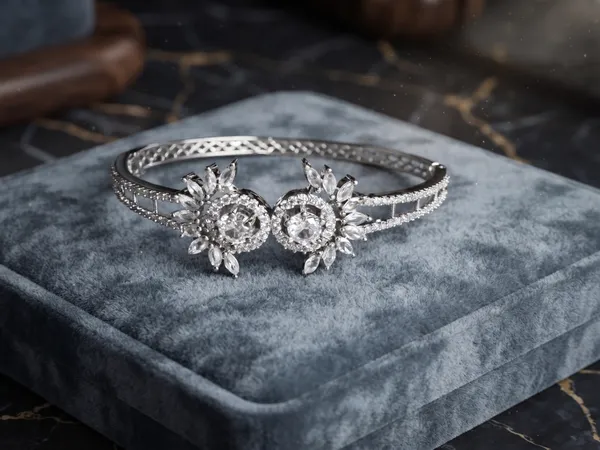 Silver_Brass_Crystal_Floral_Bracelet_For_Women