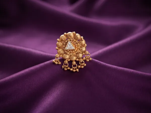 Golden_Brass_Ornate_Ring_For_Women