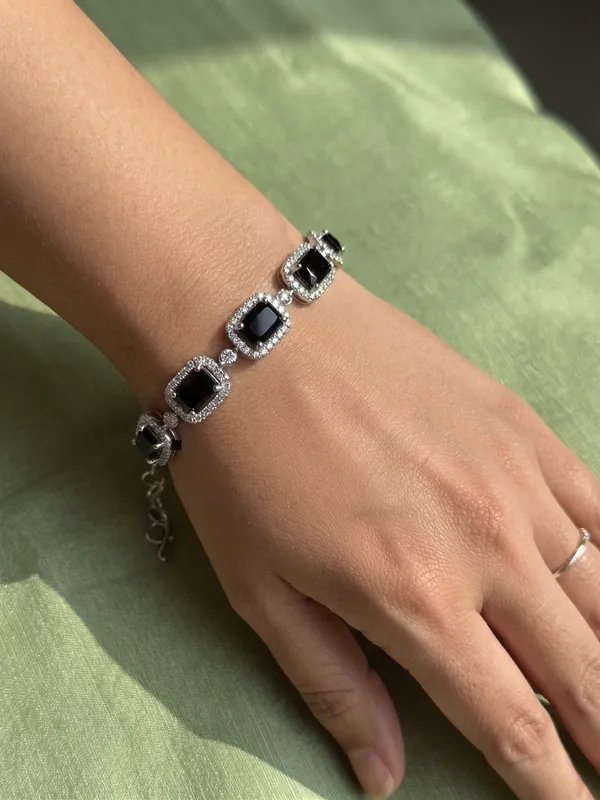 Silver_And_Black_Brass_Stone_Link_Bracelet_For_Women