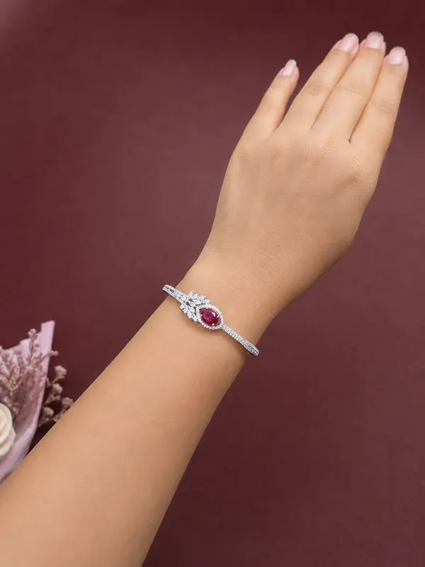 Silver_Red_Oval_Stone_Floral_Embellished_Bracelet_For_Women