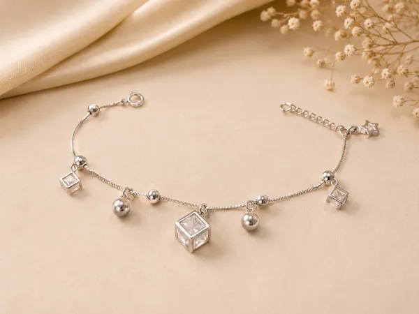 Silver_92.5_Charm_Bracelet_For_Women