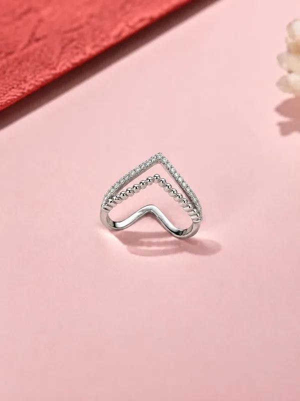 Silver_92.5_Chevron_V-Shape_Stone_Embellished_Ring_For_Women