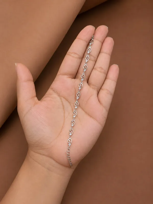 Silver_Oval_Loop_Spiral_Charm_Linked_Bracelet_For_Women