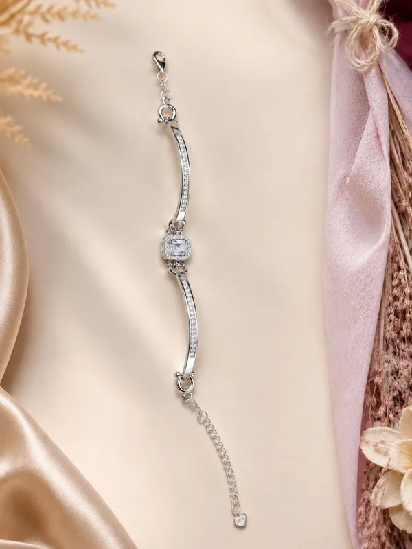 Silver_&_Clear_Stone_Embellished_Bracelet_For_Women