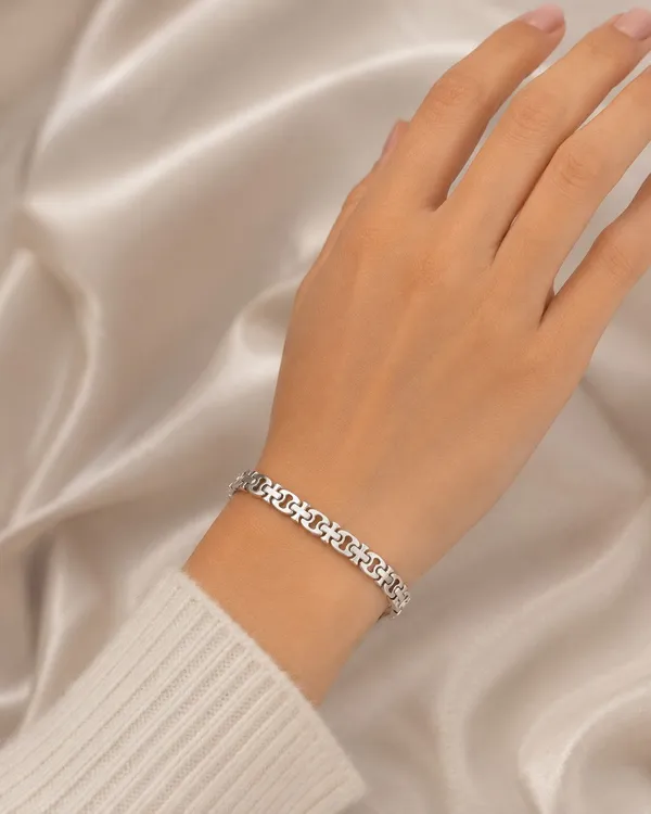 Silver_Linked_Chain_Bracelet_For_Women