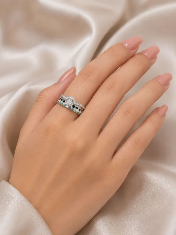 Silver_92.5_Geometric_Stone_Detail_Ring_For_Women