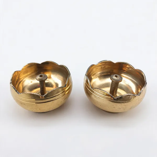 Brass_Traditional_Scalloped_Decorative_Diya_Set_Pack_Of_2