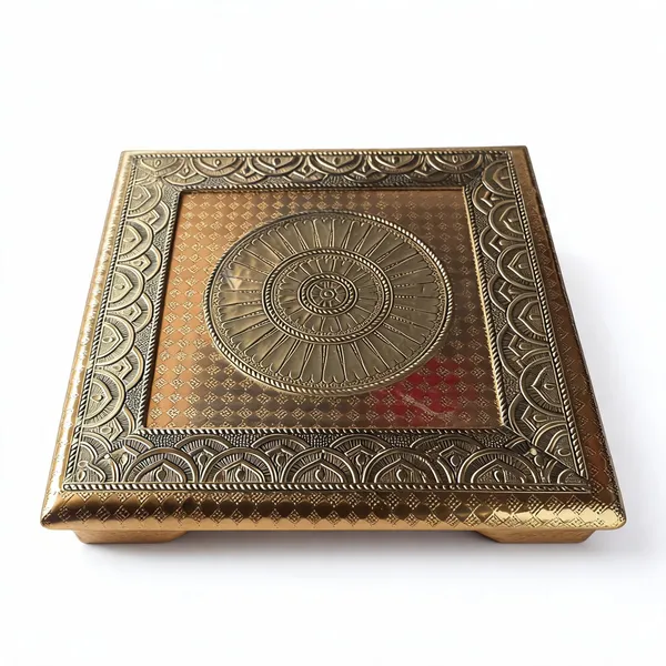 Wood_Traditional_Golden_Pooja_Chowki