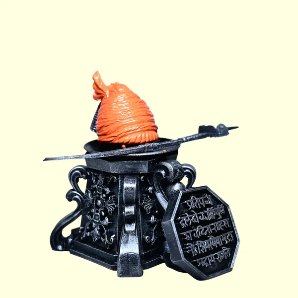 Chemical_Fiber_Traditional_Chhatrapati_Shivaji_Maharaj_Decorative_Idol