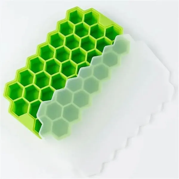 Zupaya_Green_Silicone_Ice_Cube_Tray_(Pack_Of1)