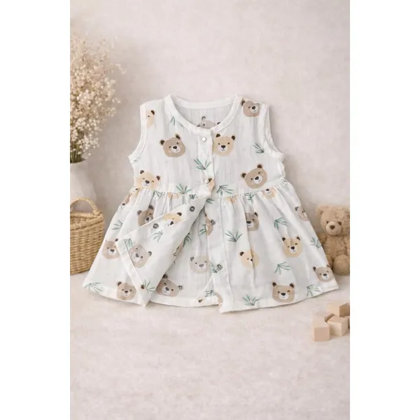 Lilimi_Baby_Girl_Muslin_Cotton_Dress_Sleeveless_Front_Button_Design_Soft_And_Breathable_Comfortable_Summer_Wear